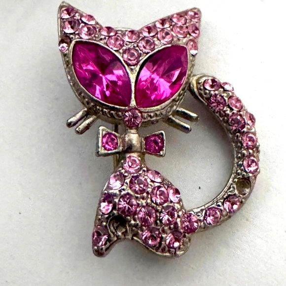 🐱 Beautiful Edgy Vintage Antique Pink Crystal Cat Brooch - Picture 1 of 13